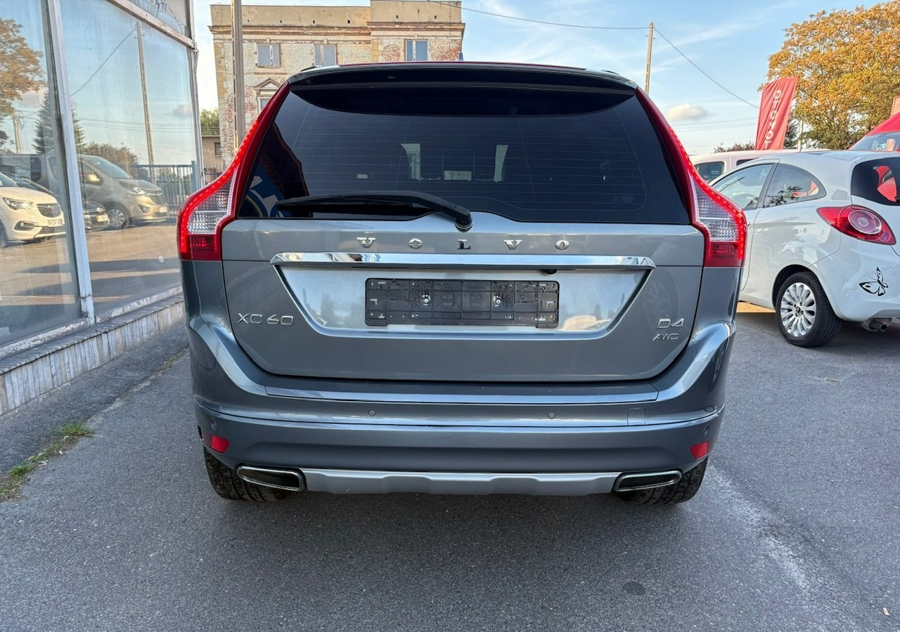 Volvo XC60 I Volvo XC 60 2,4 D4 AWD 190KM Summum Navi Panorama Skóry Kamera 2017 - 越野车:图4 Volvo XC60 I Volvo XC 60 2,4 D4 AWD 190KM Summum Navi Panorama Skóry Kamera 2017 - 越野车:图4
