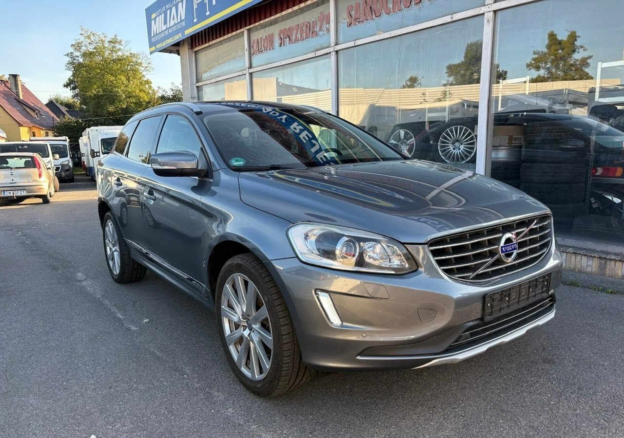 Volvo XC60 I Volvo XC 60 2,4 D4 AWD 190KM Summum Navi Panorama Skóry Kamera 2017 - 越野车:图1 Volvo XC60 I Volvo XC 60 2,4 D4 AWD 190KM Summum Navi Panorama Skóry Kamera 2017 - 越野车:图1