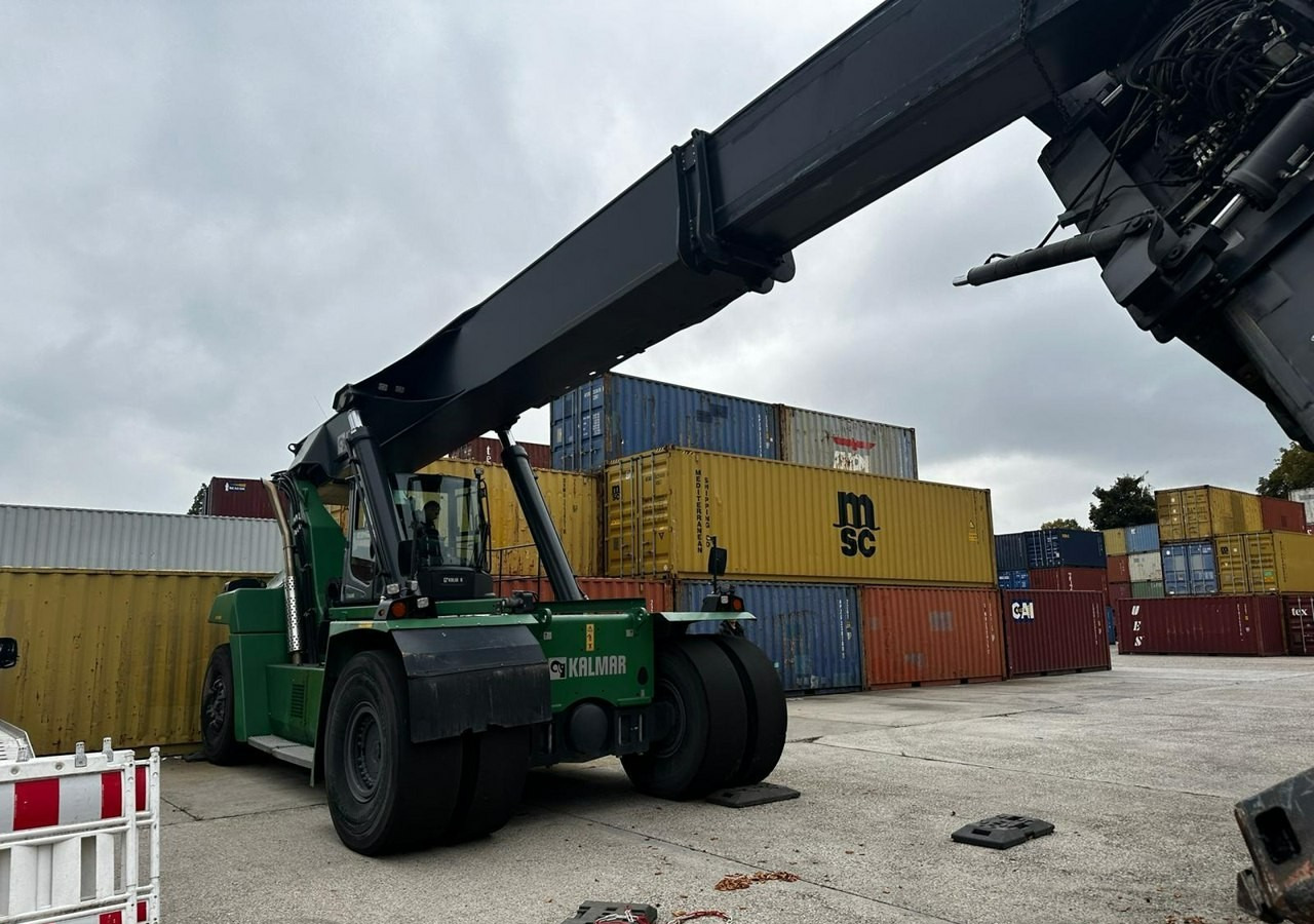 Wózek widłowy wózek wysokiego składowania KALMAR DRG450 - 60S5 M REACHSTACKER Wózek do kontenerów 6284h - 柴油叉车:图2 Wózek widłowy wózek wysokiego składowania KALMAR DRG450 - 60S5 M REACHSTACKER Wózek do kontenerów 6284h - 柴油叉车:图2
