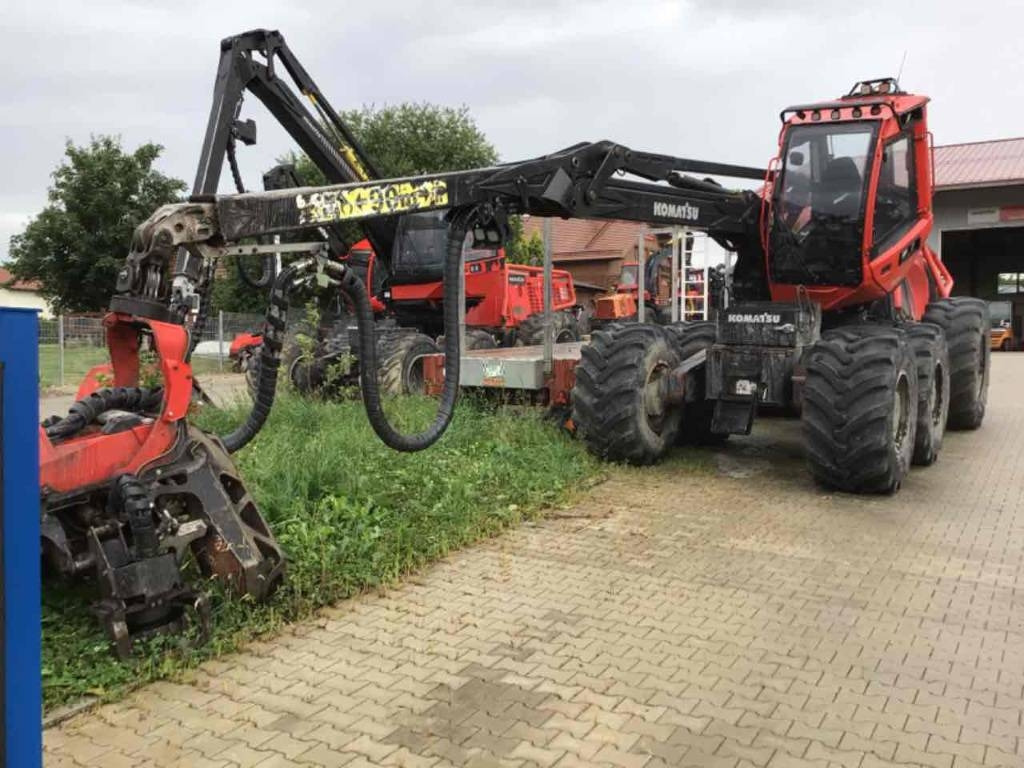 Komatsu 951  - 林业收割机:图1 Komatsu 951  - 林业收割机:图1