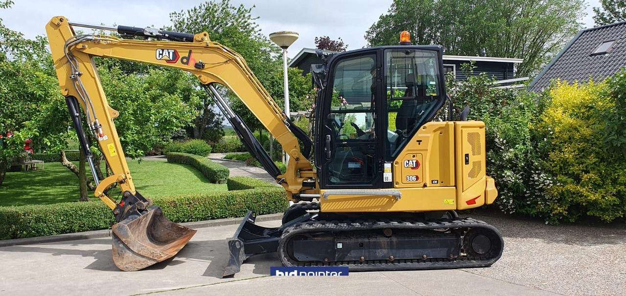 Cat 306 CR - 小型挖掘机:图1 Cat 306 CR - 小型挖掘机:图1