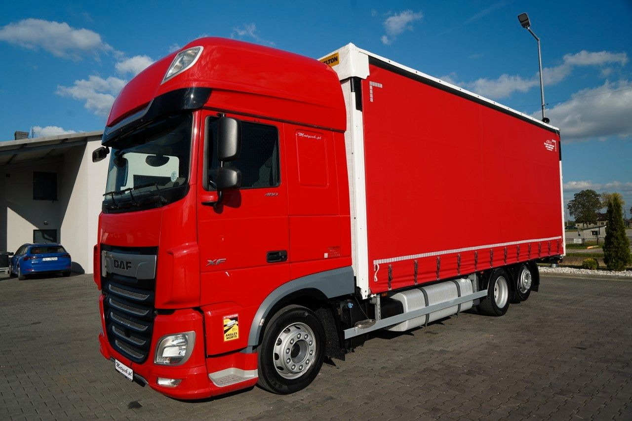 DAF XF 480 / SOLÓWKA / SSC / 6X2 / OŚ PODNOSZONA / W - 侧帘卡车:图2 DAF XF 480 / SOLÓWKA / SSC / 6X2 / OŚ PODNOSZONA / W - 侧帘卡车:图2