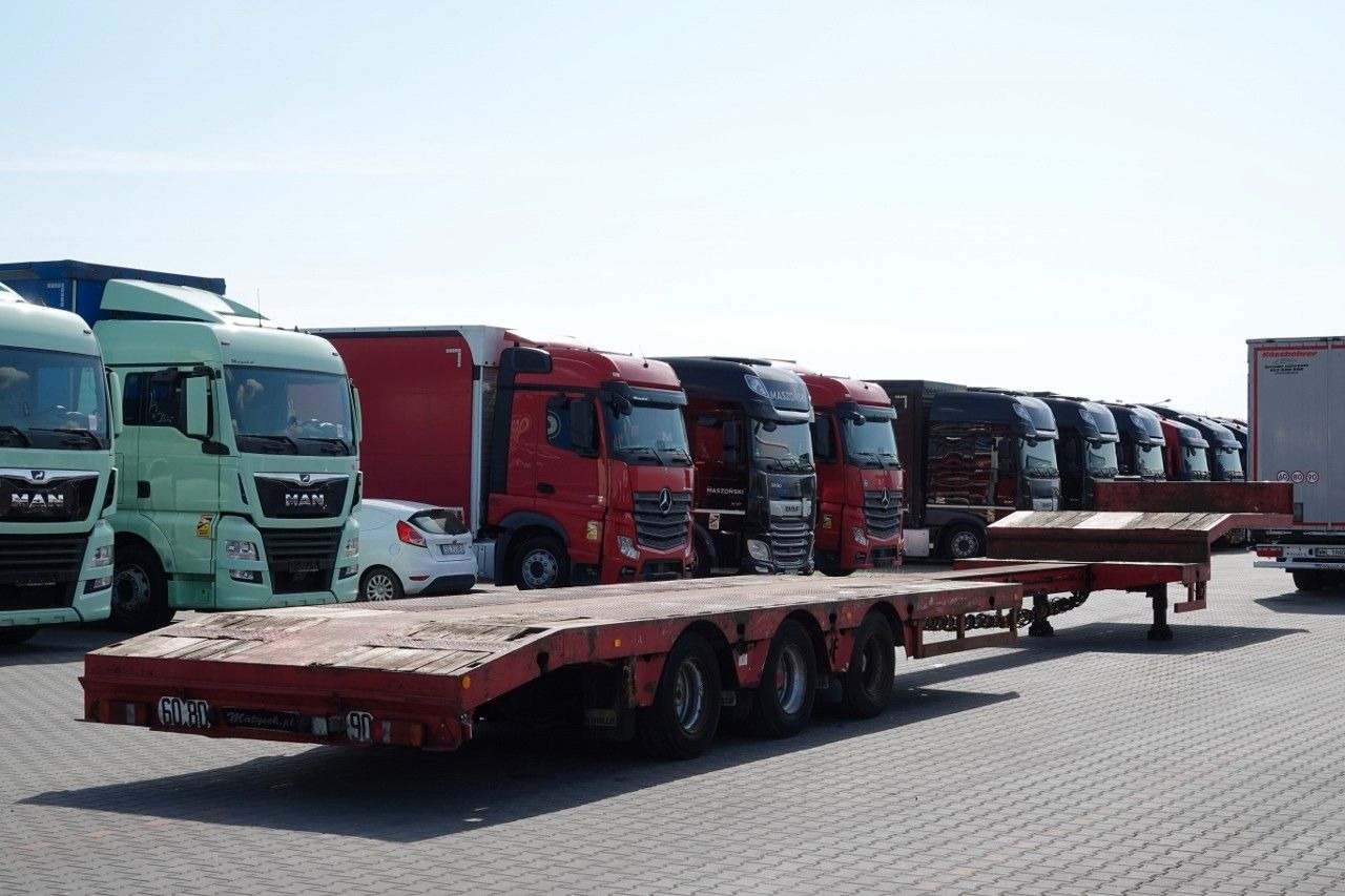 Faymonville NISKOPODWOZIE / STN-3A / ROZCIĄGANA / LAWETA / - 低装载半拖车:图5 Faymonville NISKOPODWOZIE / STN-3A / ROZCIĄGANA / LAWETA / - 低装载半拖车:图5
