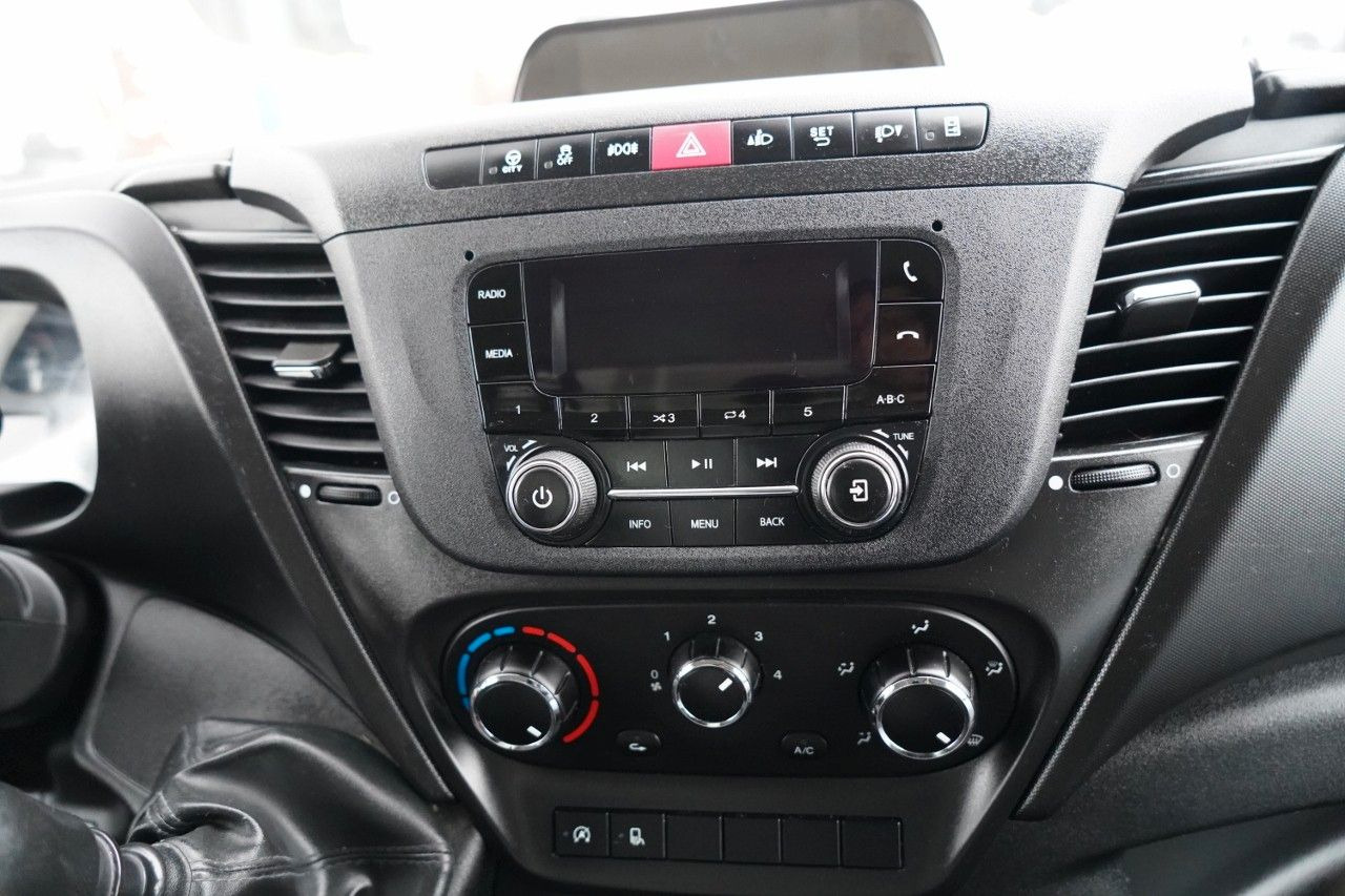 Iveco DAILY 35-140 / CHŁODNIA / AGREGAT PULSOR 400 / W 租赁 Iveco DAILY 35-140 / CHŁODNIA / AGREGAT PULSOR 400 / W：图36