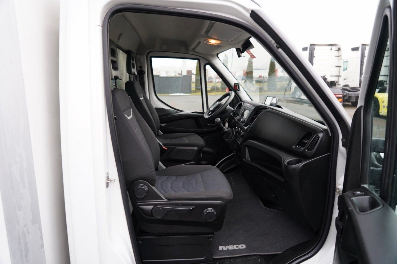Iveco DAILY 35-140 / CHŁODNIA / AGREGAT PULSOR 400 / W 租赁 Iveco DAILY 35-140 / CHŁODNIA / AGREGAT PULSOR 400 / W：图40