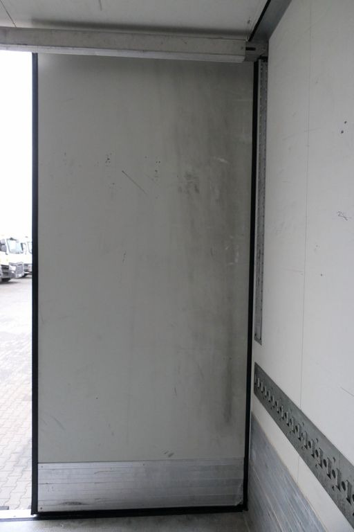 冷藏半拖车 Krone CHŁODNIA / 2017 ROK / CARRIER VECTOR 1550 Krone CHŁODNIA / 2017 ROK / CARRIER VECTOR 1550：图18