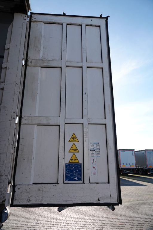 侧帘半拖车 Krone FIRANKA / 2017 ROK / STANDARD / OŚ PODNISZONA Krone FIRANKA / 2017 ROK / STANDARD / OŚ PODNISZONA:图18 侧帘半拖车 Krone FIRANKA / 2017 ROK / STANDARD / OŚ PODNISZONA Krone FIRANKA / 2017 ROK / STANDARD / OŚ PODNISZONA:图18