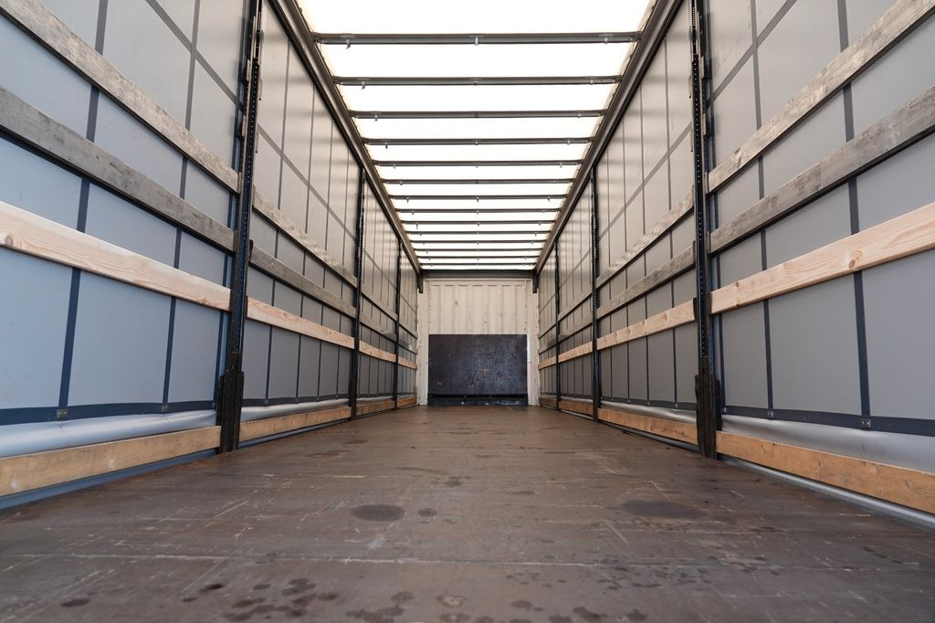 侧帘半拖车 Krone FIRANKA / 2017 ROK / STANDARD / OŚ PODNISZONA Krone FIRANKA / 2017 ROK / STANDARD / OŚ PODNISZONA:图14 侧帘半拖车 Krone FIRANKA / 2017 ROK / STANDARD / OŚ PODNISZONA Krone FIRANKA / 2017 ROK / STANDARD / OŚ PODNISZONA:图14