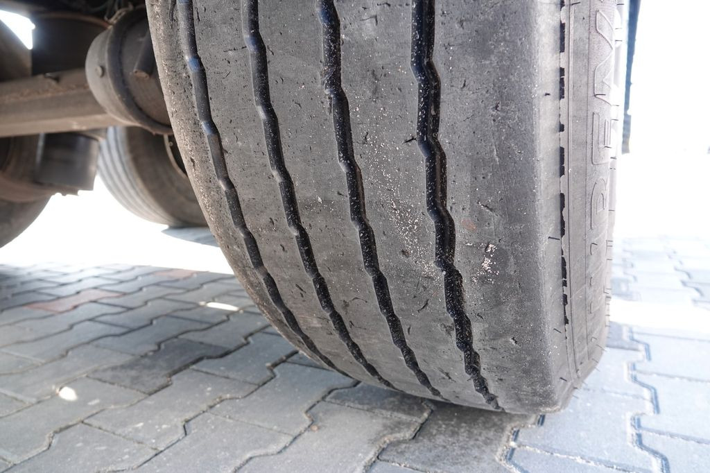 侧帘半拖车 Krone FIRANKA / 2017 ROK / STANDARD / OŚ PODNISZONA：图12