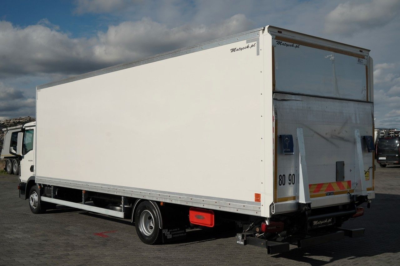 MAN TGL 12.250 / SOLÓWKA / KONTENER 8 M / WINDA / BO - 厢式卡车:图3 MAN TGL 12.250 / SOLÓWKA / KONTENER 8 M / WINDA / BO - 厢式卡车:图3