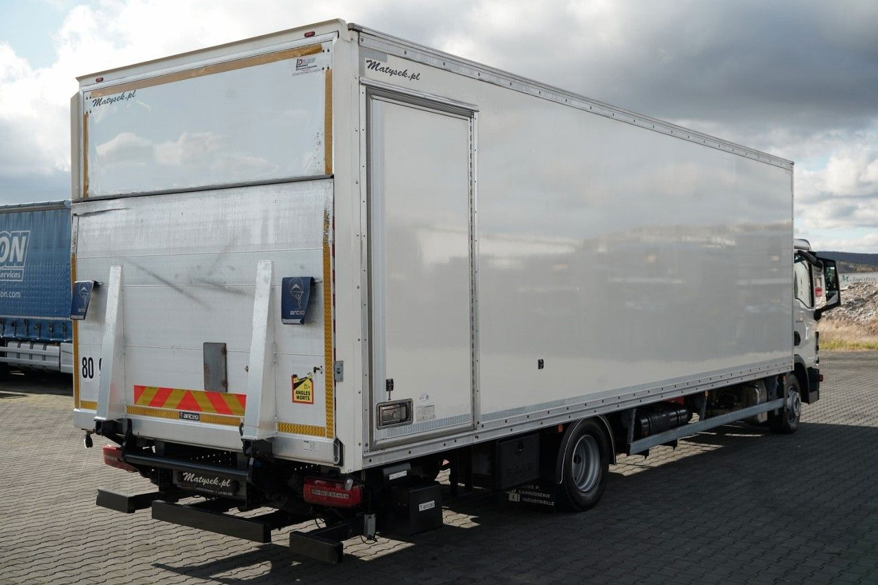 MAN TGL 12.250 / SOLÓWKA / KONTENER 8 M / WINDA / BO - 厢式卡车:图4 MAN TGL 12.250 / SOLÓWKA / KONTENER 8 M / WINDA / BO - 厢式卡车:图4