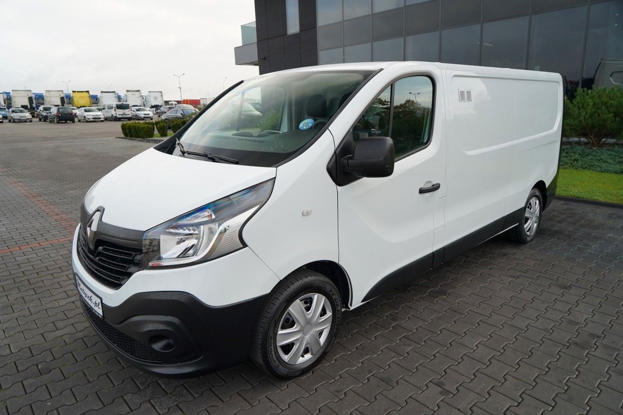 Renault TRAFIC / BLASZAK / ZABUDOWA WARSZTATOWA / MANUA - 紧凑型面包车:图2 Renault TRAFIC / BLASZAK / ZABUDOWA WARSZTATOWA / MANUA - 紧凑型面包车:图2