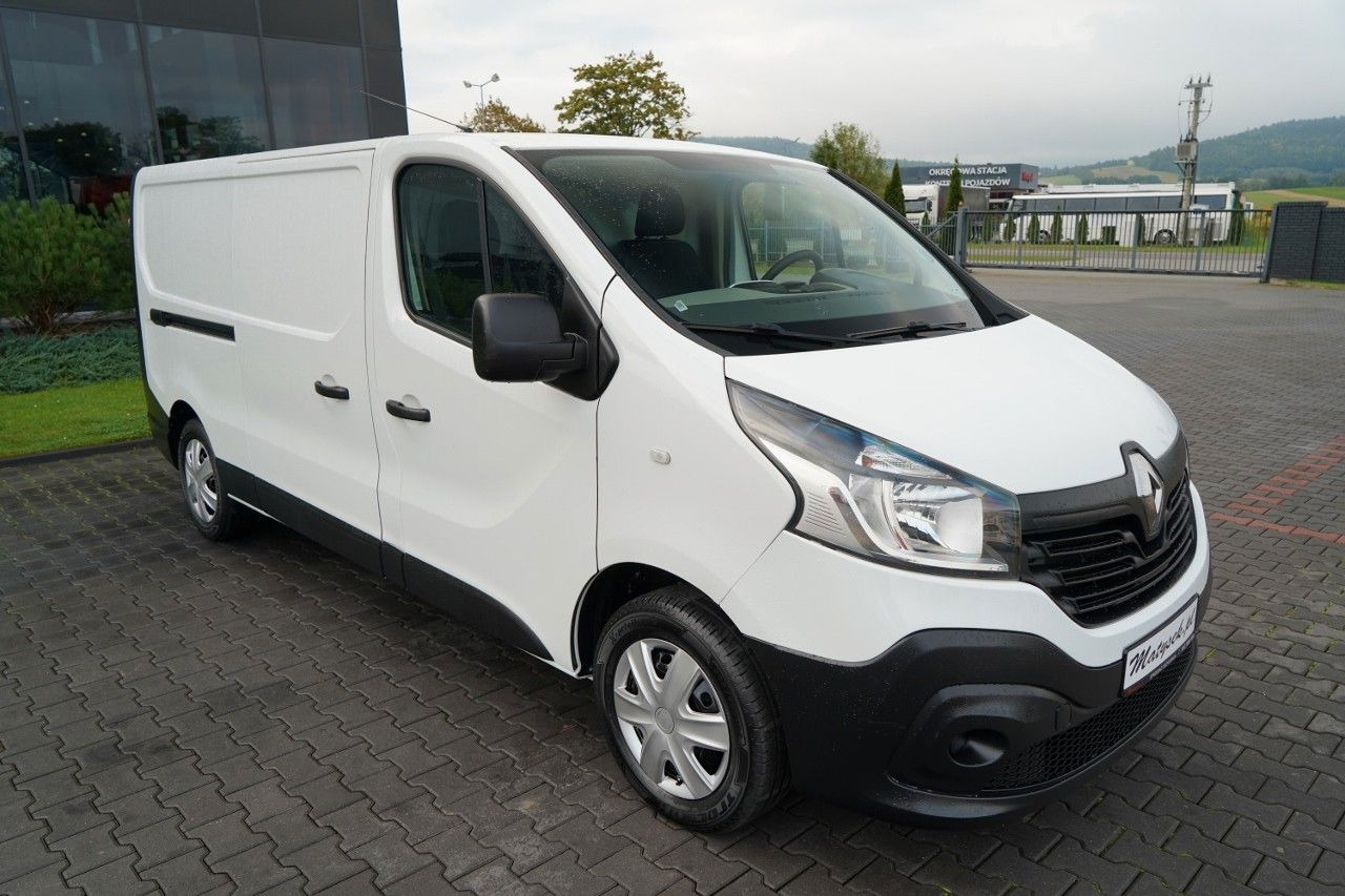 Renault TRAFIC / BLASZAK / ZABUDOWA WARSZTATOWA / MANUA - 紧凑型面包车:图4 Renault TRAFIC / BLASZAK / ZABUDOWA WARSZTATOWA / MANUA - 紧凑型面包车:图4