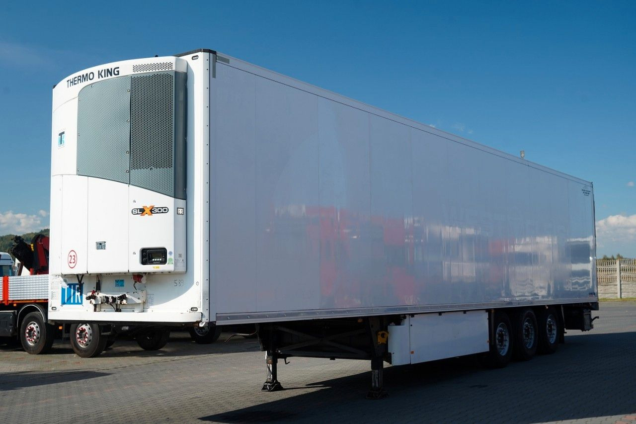 Schmitz Cargobull / CHŁODNIA / THERMO KING SLX 300 / HAKÓWKA / OŚ - 冷藏半拖车:图1 Schmitz Cargobull / CHŁODNIA / THERMO KING SLX 300 / HAKÓWKA / OŚ - 冷藏半拖车:图1