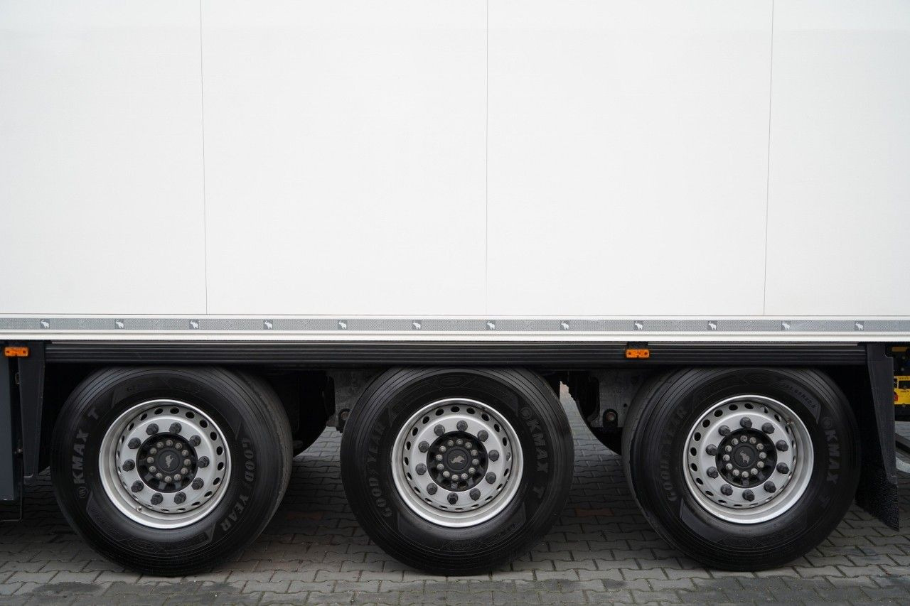 冷藏半拖车 Schmitz Cargobull REFRIGERATED / FLOWER / THERMO KING / SLX 300 /：图26