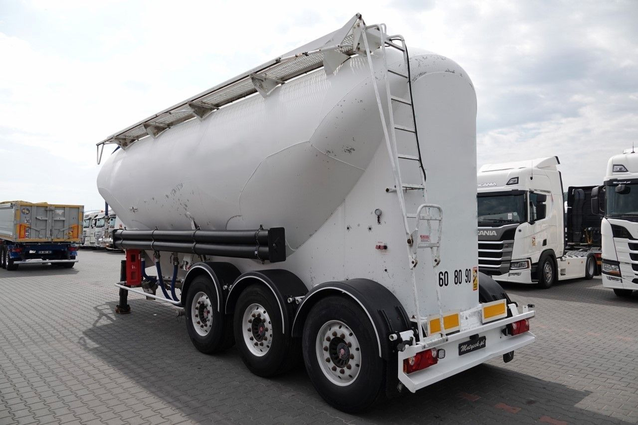 Spitzer CEMENTONACZEPA / 37 000 L / SILOS / 3 KOMORY - 筒仓拖车:图5 Spitzer CEMENTONACZEPA / 37 000 L / SILOS / 3 KOMORY - 筒仓拖车:图5