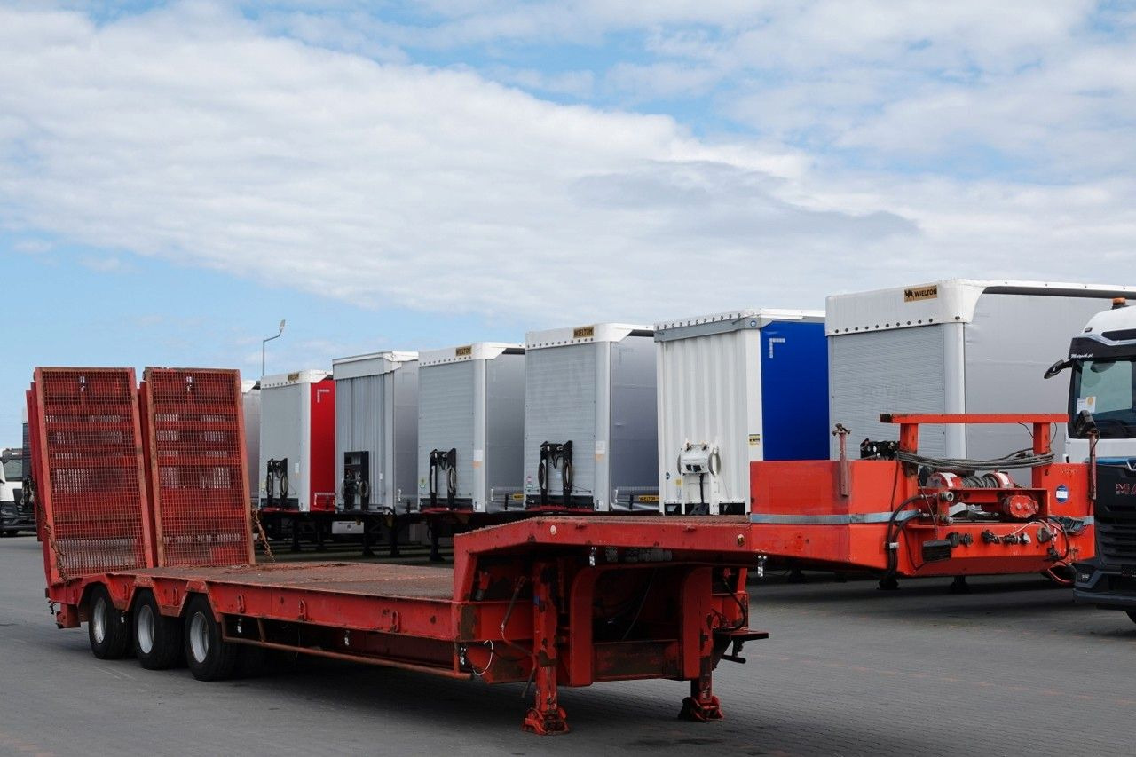 VEREM NACZEPA LAWETA NISKOPODWOZIE / NAJAZDY HYD - 低装载半拖车:图5 VEREM NACZEPA LAWETA NISKOPODWOZIE / NAJAZDY HYD - 低装载半拖车:图5