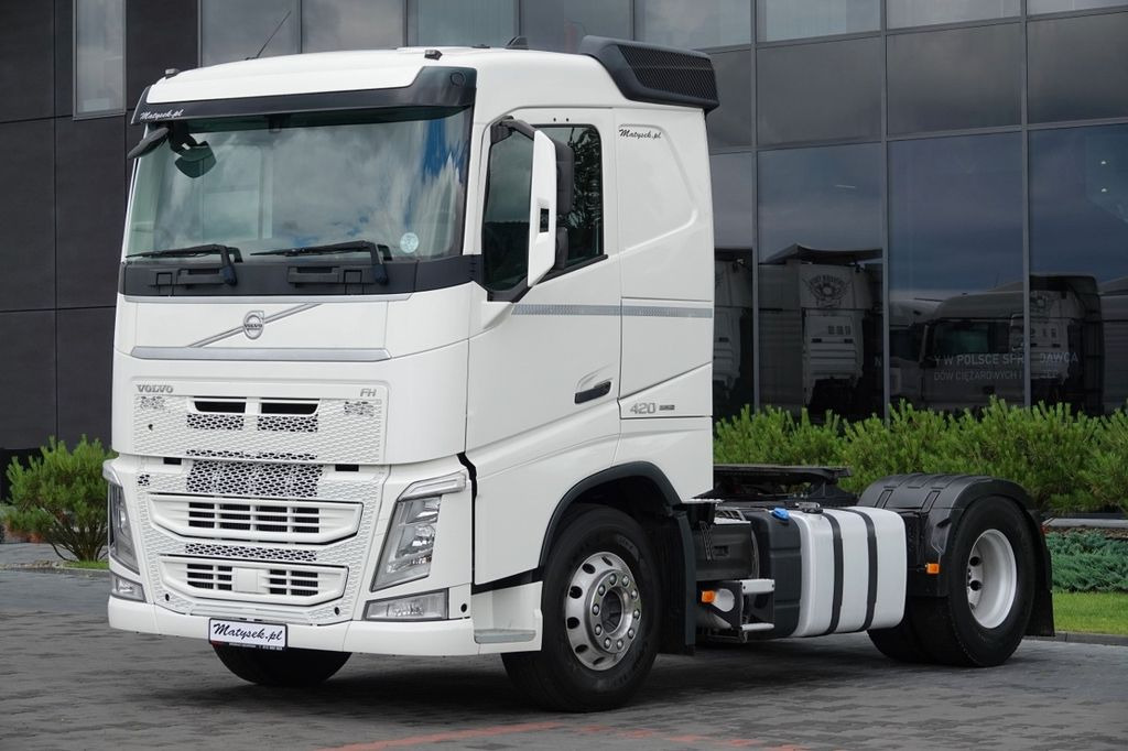 Volvo FH 420 / 13 L / PEŁNY ADR / 2017 ROK / LOW CAB Volvo FH 420 / 13 L / PEŁNY ADR / 2017 ROK / LOW CAB - 牵引车:图2 Volvo FH 420 / 13 L / PEŁNY ADR / 2017 ROK / LOW CAB Volvo FH 420 / 13 L / PEŁNY ADR / 2017 ROK / LOW CAB - 牵引车:图2