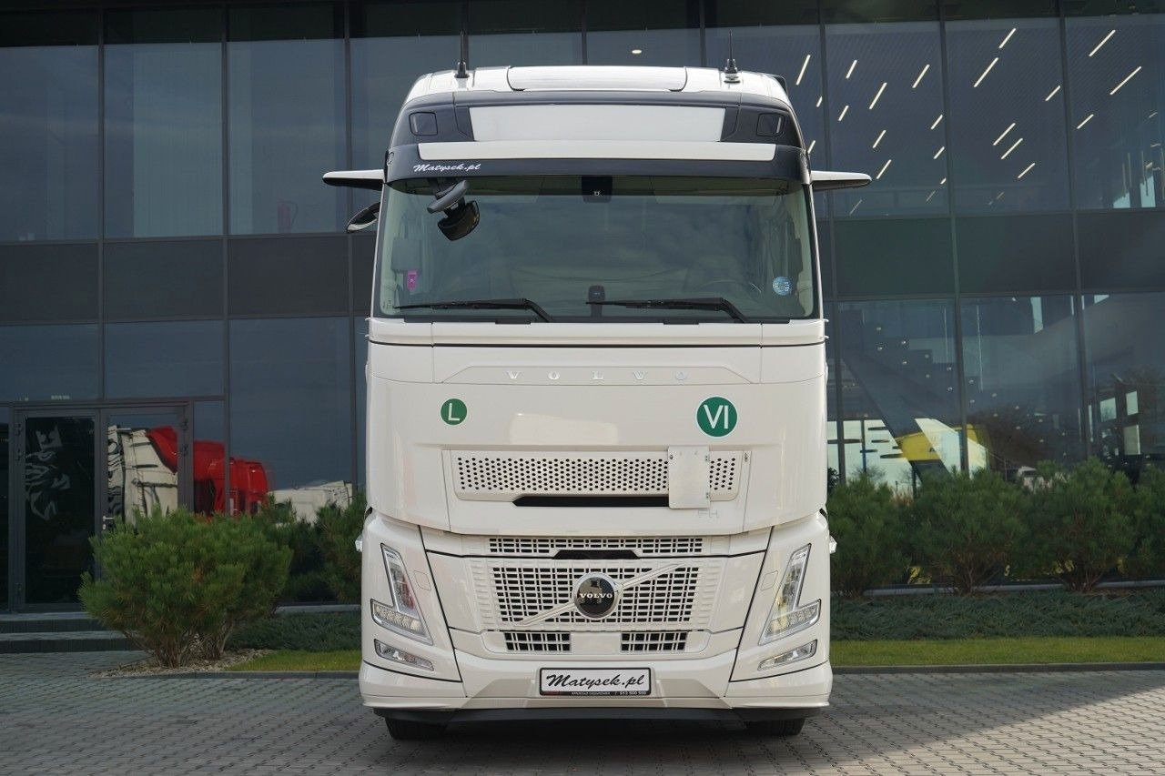 Volvo FH 500 AERO / 2025 ROK / I-SAVE / XXL / GWARANC - 牵引车:图3 Volvo FH 500 AERO / 2025 ROK / I-SAVE / XXL / GWARANC - 牵引车:图3