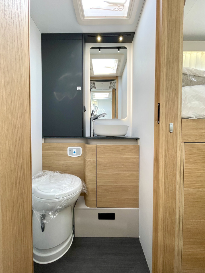 新的 半集成房车 ADRIA Matrix 670 SL:图14 新的 半集成房车 ADRIA Matrix 670 SL:图14