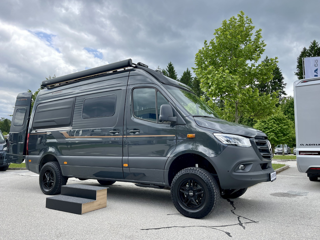 ADRIA Super Twin 600 SP - 露营货车:图2 ADRIA Super Twin 600 SP - 露营货车:图2