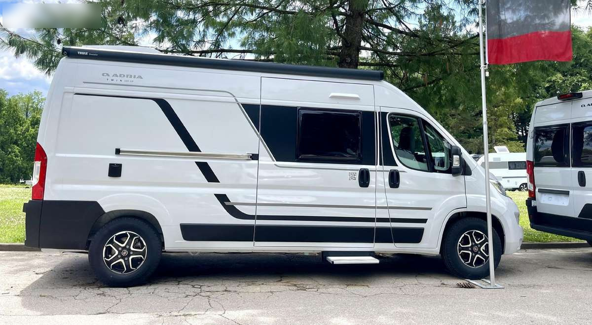 Adria Twin 600 SP Family - 露营货车:图1 Adria Twin 600 SP Family - 露营货车:图1