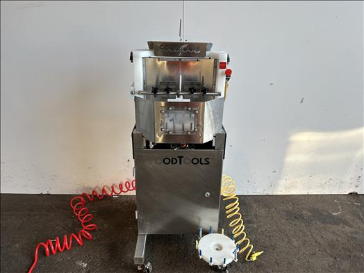 Food Tools CS4AAC Round cake slicer - 烘焙设备:图1 Food Tools CS4AAC Round cake slicer - 烘焙设备:图1