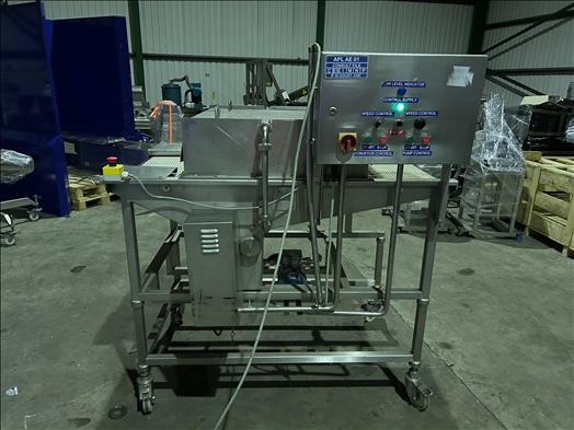 Wrightfield Spray glazer - 烘焙设备:图1 Wrightfield Spray glazer - 烘焙设备:图1