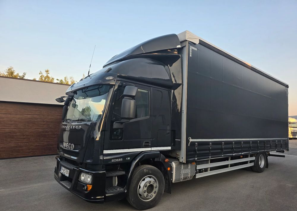 Iveco EUROCARGO 160E28 19 PAL. / FIRANKA / MANUAL / - 侧帘卡车:图1 Iveco EUROCARGO 160E28 19 PAL. / FIRANKA / MANUAL / - 侧帘卡车:图1