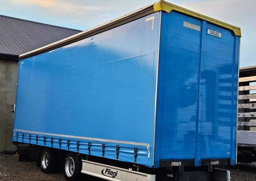 Fliegl PRZYCZEPA CIĘŻAROWA / 60m3 / 2 SZT IDENTYCZNE / OSIE BPW / HAMULCE TARCZOWE // 3M WYSOKA / TANDEM / 2 OSIE / 19 PALET / DOLNY SPRZĘG / 18 TON DMC / 13 TON ŁADOWNOŚĆ - 侧帘拖车:图1 Fliegl PRZYCZEPA CIĘŻAROWA / 60m3 / 2 SZT IDENTYCZNE / OSIE BPW / HAMULCE TARCZOWE // 3M WYSOKA / TANDEM / 2 OSIE / 19 PALET / DOLNY SPRZĘG / 18 TON DMC / 13 TON ŁADOWNOŚĆ - 侧帘拖车:图1