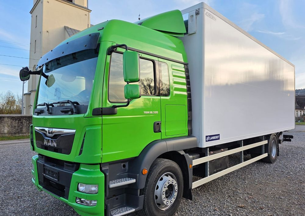 MAN TGM 18.320 / 18.290 / 15.290 / IZOTERMA / WINDA / 19PALET / E6 / 08.2018 / LIFT / SPROWADZONY / AUTOMAT / SYPIALKA / PIERWSZY WŁAŚCICIEL / BOCZNE DRZWI / STAN BARDZO DOBRY - 冷藏车:图1 MAN TGM 18.320 / 18.290 / 15.290 / IZOTERMA / WINDA / 19PALET / E6 / 08.2018 / LIFT / SPROWADZONY / AUTOMAT / SYPIALKA / PIERWSZY WŁAŚCICIEL / BOCZNE DRZWI / STAN BARDZO DOBRY - 冷藏车:图1