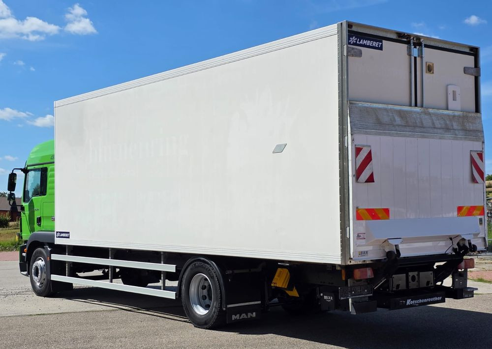 MAN TGM 18.340 / 18.290 / 15.290 / IZOTERMA / WINDA / 19PALET /E6 / SPROWADZONY / AUTOMAT / SYPIALKA / PIERWSZY WŁAŚCICIEL / BOCZNE DRZWI / STAN BARDZO DOBRY - 冷藏车:图3 MAN TGM 18.340 / 18.290 / 15.290 / IZOTERMA / WINDA / 19PALET /E6 / SPROWADZONY / AUTOMAT / SYPIALKA / PIERWSZY WŁAŚCICIEL / BOCZNE DRZWI / STAN BARDZO DOBRY - 冷藏车:图3