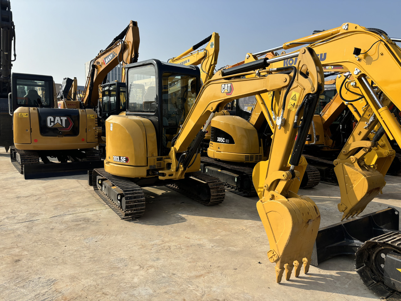 CATERPILLAR CAT303.5E - 小型挖掘机:图5 CATERPILLAR CAT303.5E - 小型挖掘机:图5