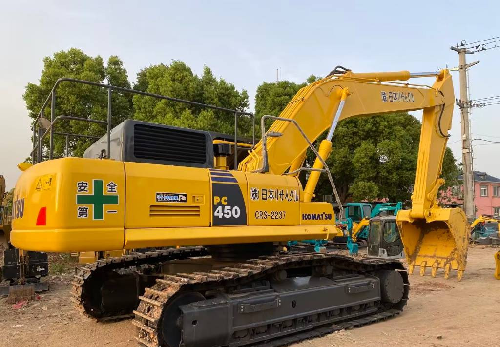 KOMATSU PC 450-8 - 履带式挖掘机:图2 KOMATSU PC 450-8 - 履带式挖掘机:图2
