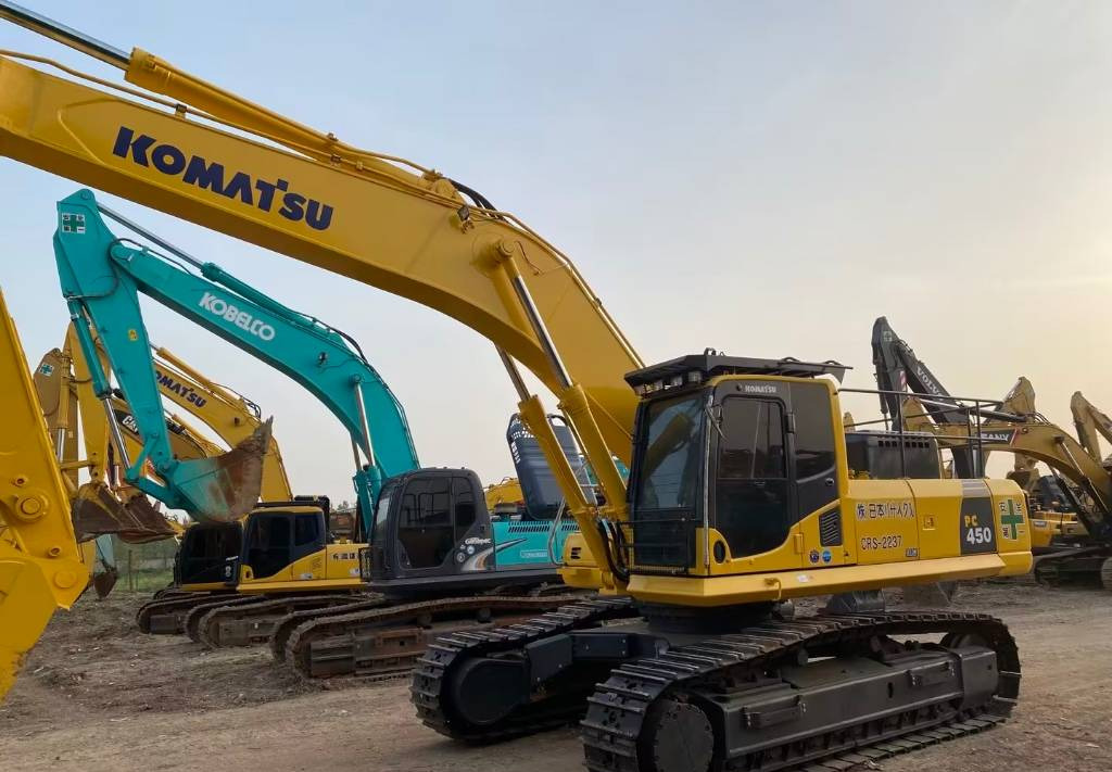 KOMATSU PC 450-8 - 履带式挖掘机:图4 KOMATSU PC 450-8 - 履带式挖掘机:图4