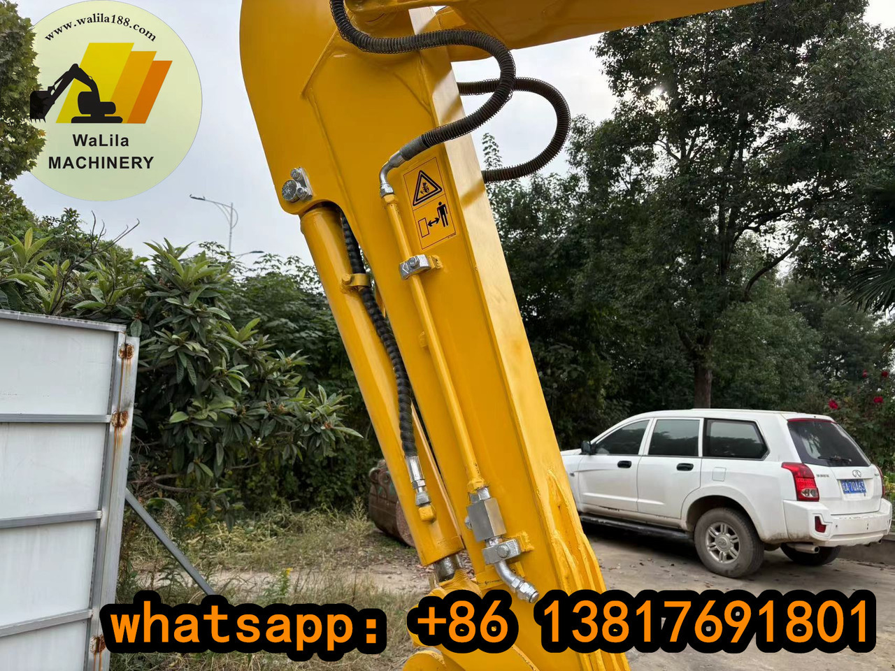 KOMATSU PC 55 MR-3 - 小型挖掘机:图4 KOMATSU PC 55 MR-3 - 小型挖掘机:图4