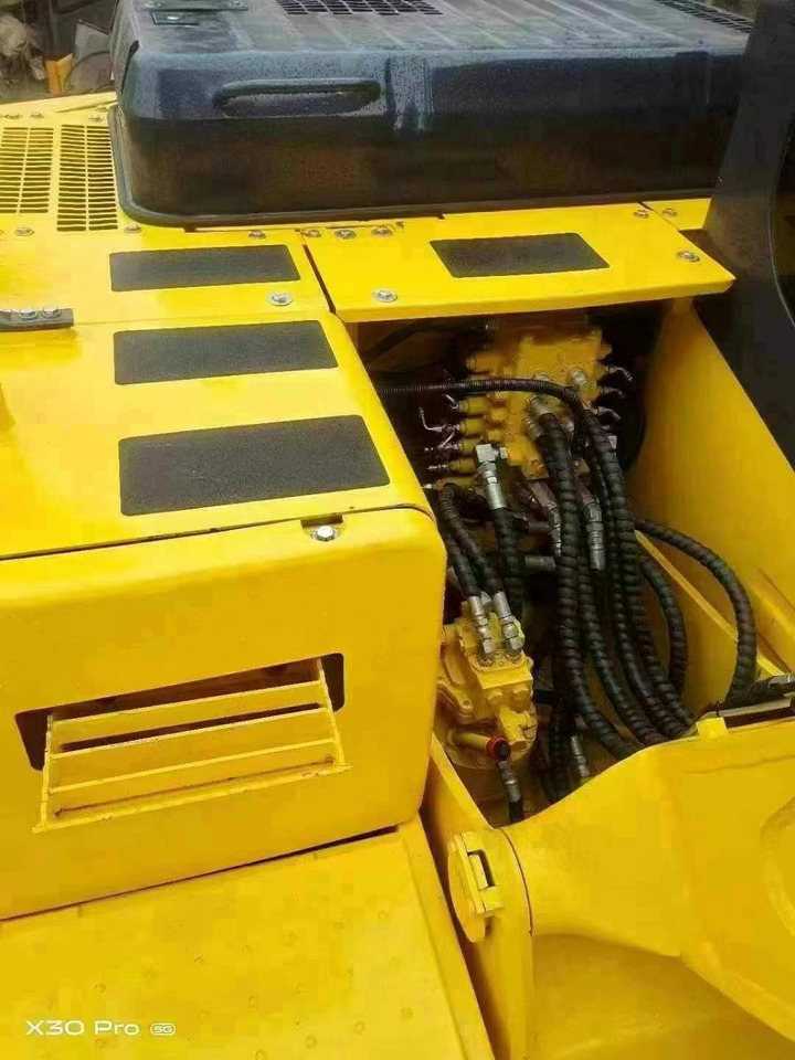 Komatsu PC 130-7 PC130 PC130-7 - 履带式挖掘机:图5 Komatsu PC 130-7 PC130 PC130-7 - 履带式挖掘机:图5