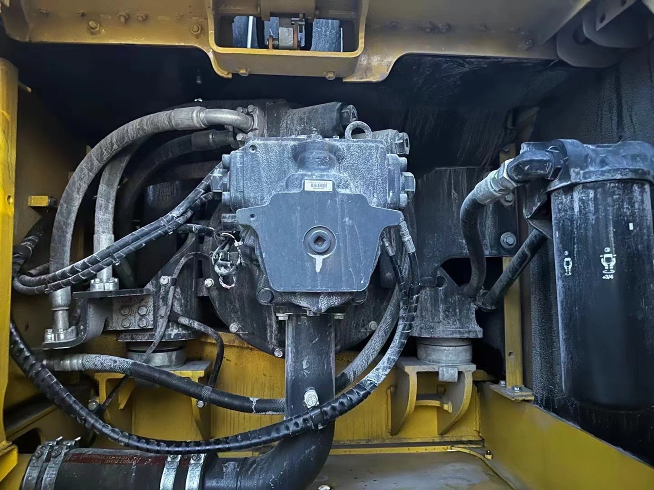 Komatsu PC 350-7 PC350 - 履带式挖掘机:图4 Komatsu PC 350-7 PC350 - 履带式挖掘机:图4