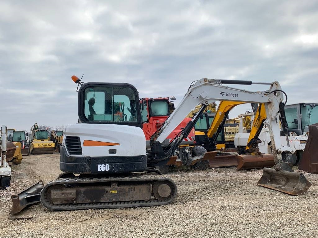 小型挖掘机 Bobcat E 60:图6 小型挖掘机 Bobcat E 60:图6