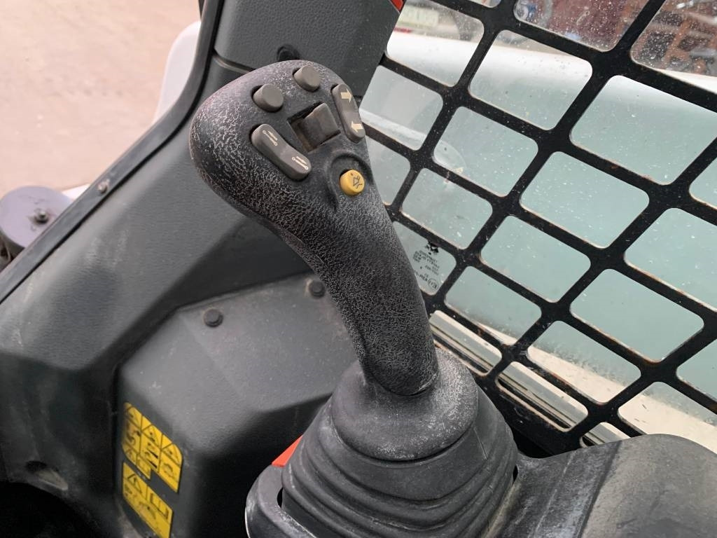 滑移装载机 Bobcat S 66:图9 滑移装载机 Bobcat S 66:图9