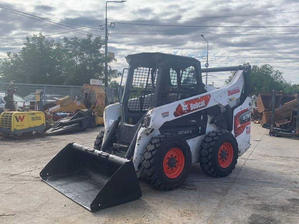 Bobcat S 76 - 滑移装载机:图4 Bobcat S 76 - 滑移装载机:图4