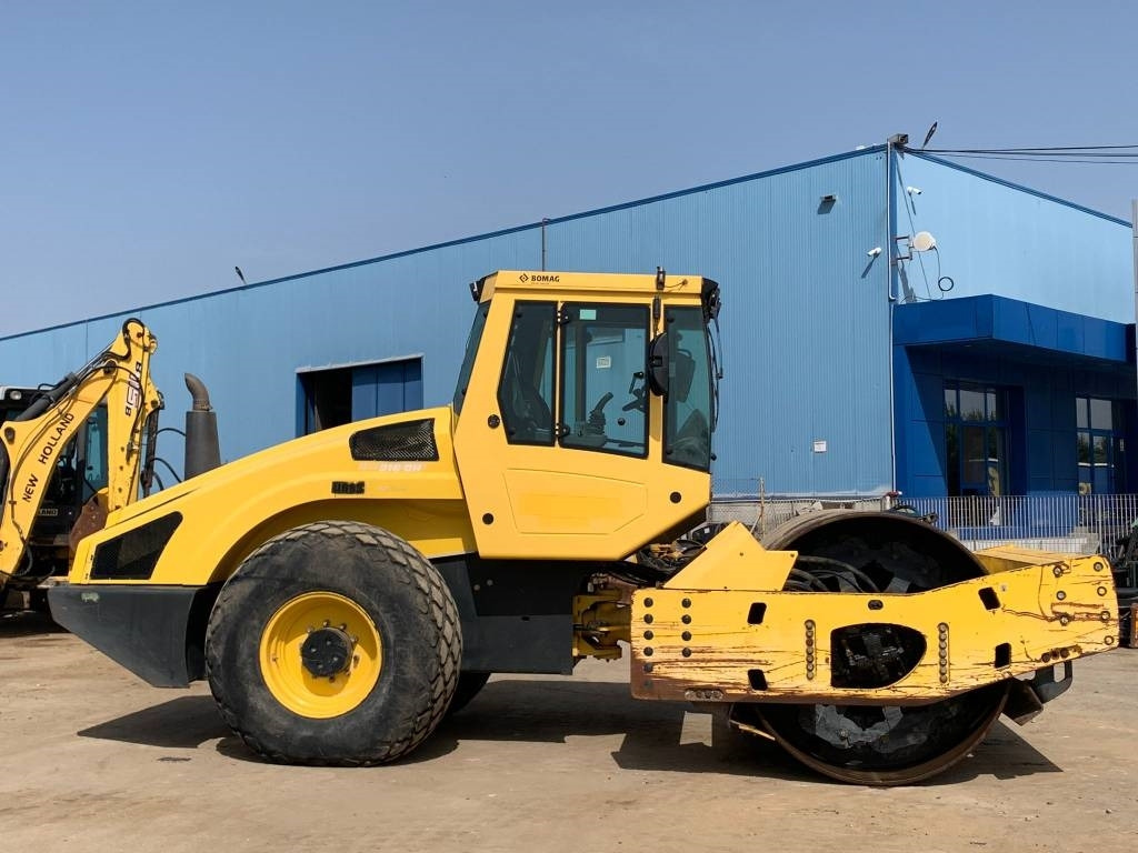 Bomag BW 219 D H-4 - 压实机:图2 Bomag BW 219 D H-4 - 压实机:图2