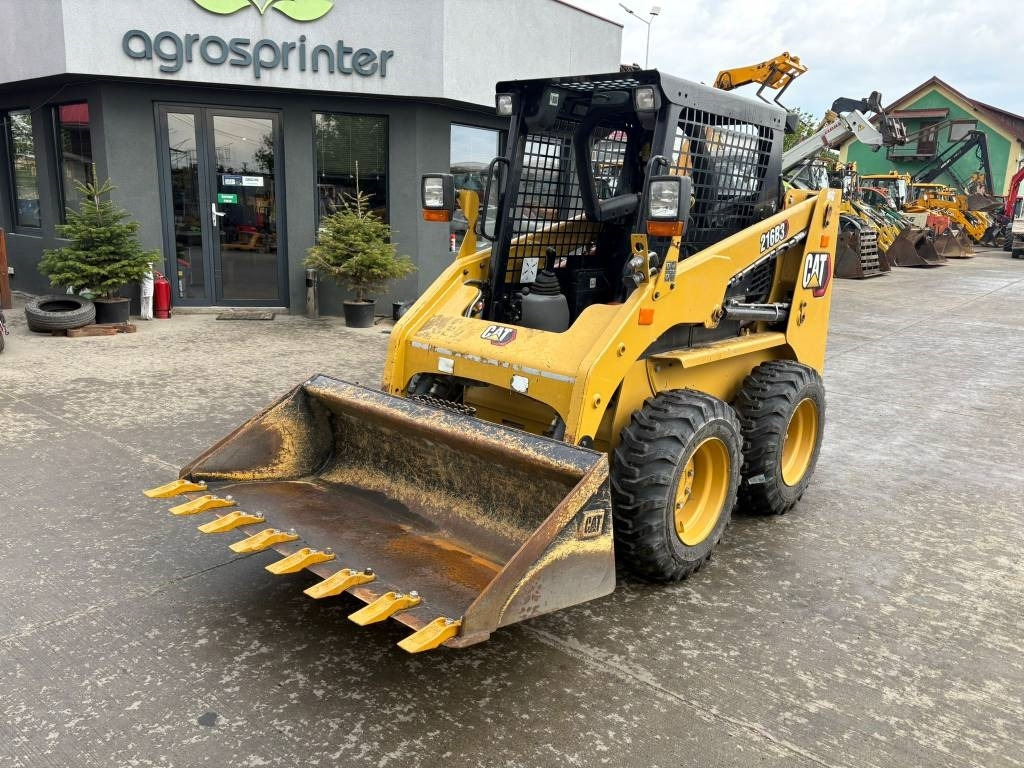 CAT 216 B 3 - 滑移装载机:图1 CAT 216 B 3 - 滑移装载机:图1