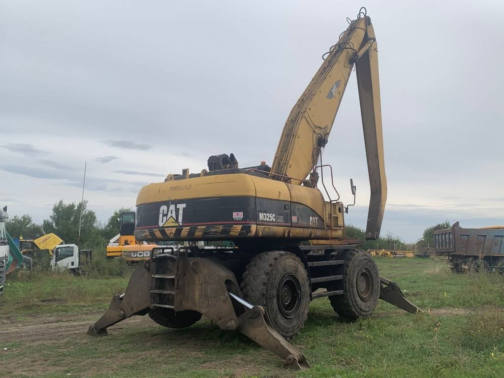 CAT M 325 C L MH - 垃圾/ 工业叉装车:图4 CAT M 325 C L MH - 垃圾/ 工业叉装车:图4