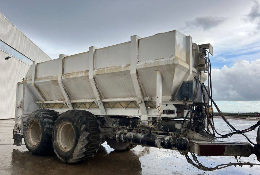 Case IH 7240 - 拖拉机:图4 Case IH 7240 - 拖拉机:图4