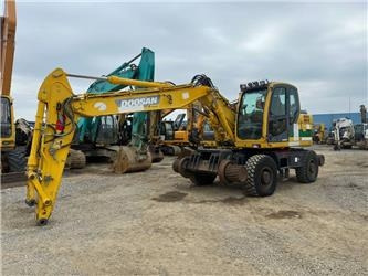 Doosan DX 160 WR - 轮式挖掘机:图1 Doosan DX 160 WR - 轮式挖掘机:图1