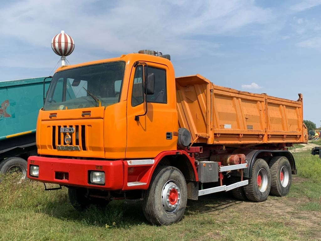 Iveco Astra HD 9 64.34 - 翻斗车:图1 Iveco Astra HD 9 64.34 - 翻斗车:图1