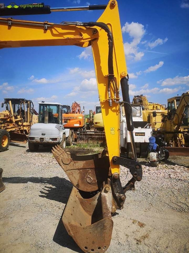 JCB 100 C - 小型挖掘机:图5 JCB 100 C - 小型挖掘机:图5