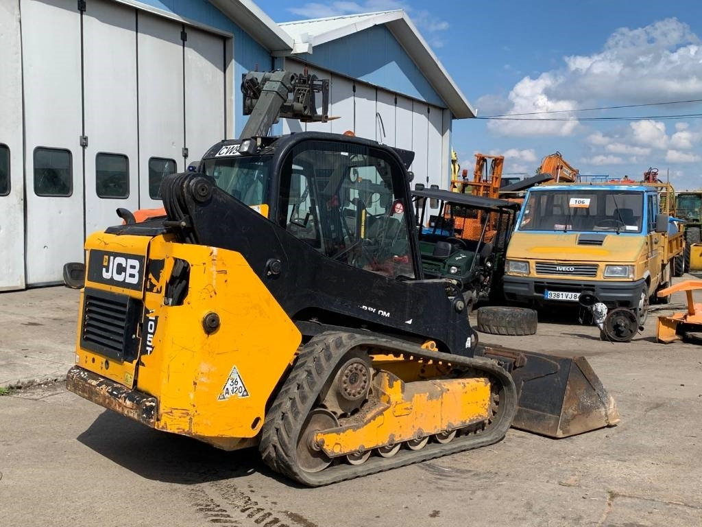 JCB 205 T T4 - 滑移装载机:图4 JCB 205 T T4 - 滑移装载机:图4