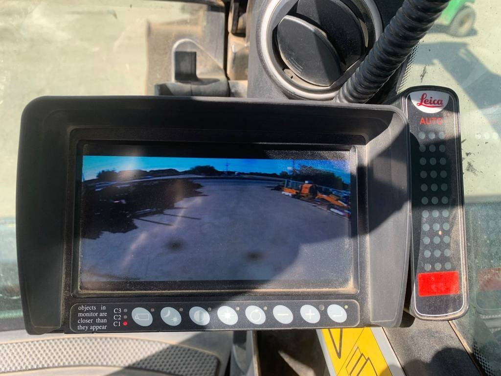 轮式挖掘机 JCB JS 145 W+Engcon Rototilt+Sistem Laser 2D Leica Ico：图17